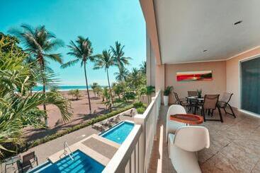 شقة فندقية The Palms Ocean Club Resort