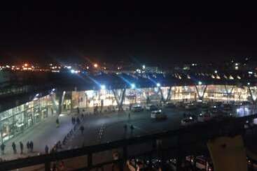 هتل B&b Metropolitan