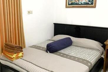 ユースホステル L Orange Budget