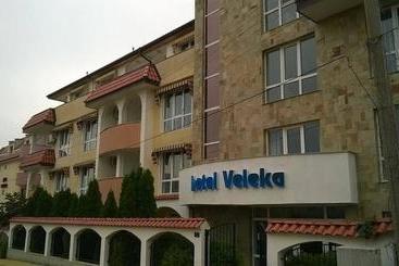فندق Veleka