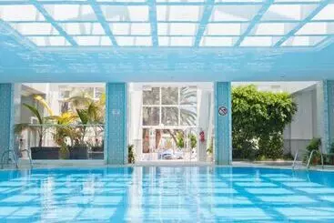 בית מלון כפרי El Mouradi Club Kantaoui