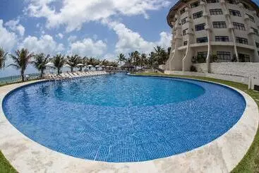 هتل Parque Da Costeira