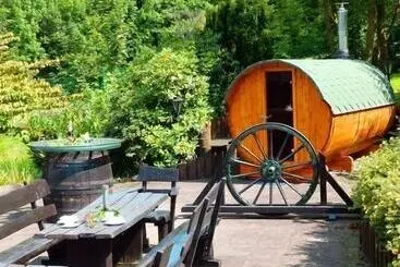 Mökkimajoitus Ferienhaus Stift Ennenbach