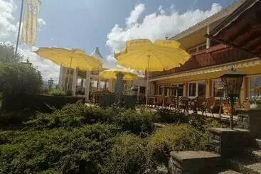 Hotel Helgas Land
