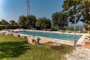 فندق Masseria Lamiola Piccola