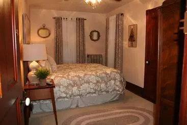 Aamiaismajoitus (B&B) Lizard Creek Inn