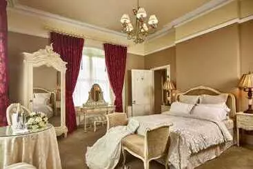 فندق Ballyroe Heights