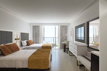 فندق Cirque St. Armands Beachside