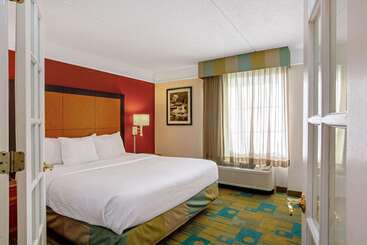 فندق La Quinta By Wyndham Winston Salem