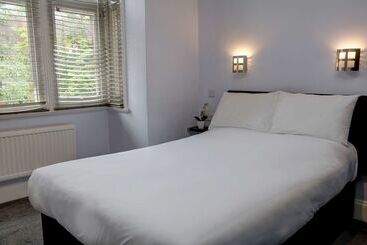 Sure Hotel By Best Western Reading