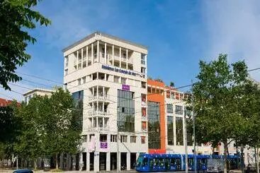 Rezydencja Madame Vacances Résidence Les Consuls De La Mer