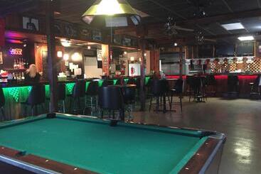 Motell Gators Inn On The Bayou