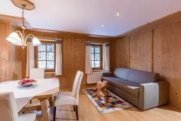 Pensjonat Ferienwohnungen Gästehaus Altginzling