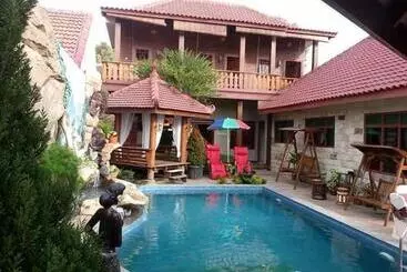 Bed and Breakfast Marry Ind Gunung Kawi Guest House Malang