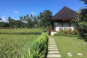 住宿加早餐  Puri Raya Villa Ubud