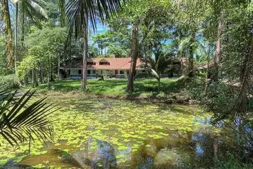 Hotel Ranong Resort & Laguna