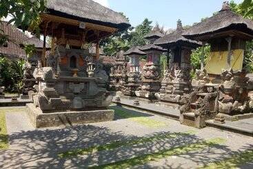 Bed and Breakfast Suandi House