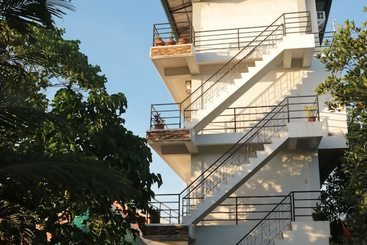 Otel Doña Josefa Aquino Beach Resorts