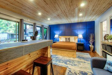 Redwoods River Resort