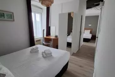 ホテル Hôtel Du Château