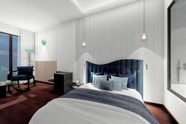 Les Vagues Hotel & Spa