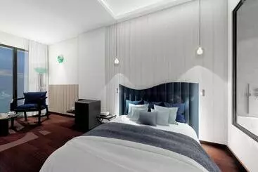 Les Vagues Hotel & Spa