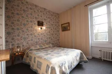 בית מלון כפרי Gite Le Relais Saint Michel