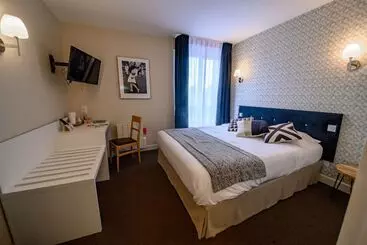 호텔 Logis Hôtel Le Grand Cerf