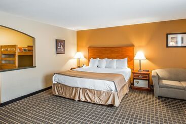 酒店 Quality Inn & Suites On The River
