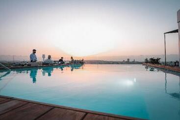 Hotell The Embassy Valletta