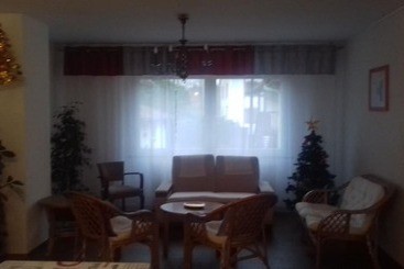 هتل Aux Deux Clefs