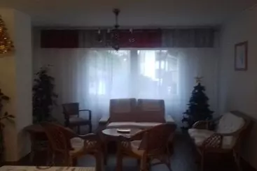 هتل Aux Deux Clefs