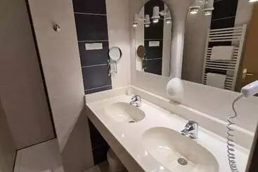 בית מלון כפרי Hostellerie Du Cantal