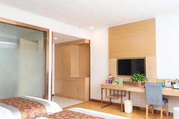 Hotel Greentree Inn Gannan Hezuo Pedestrian Street Express