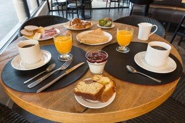 בית מלון כפרי Hostellerie De La Pointe Saint Mathieu   Spa & Restaurant