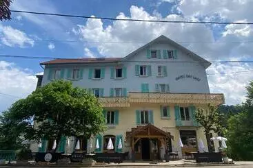 호텔 Hôtel Restaurant Des Lacs