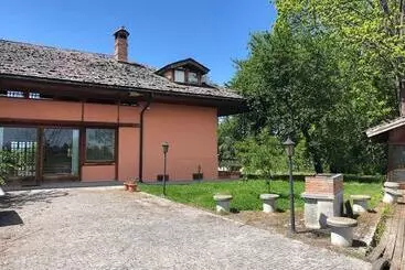 Aamiaismajoitus (B&B) Villa Bonelli Bed & Fest