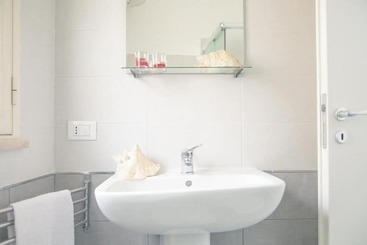 פנסיון Orlando Bay View