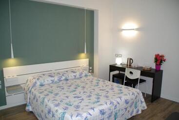 Pensió Travel House