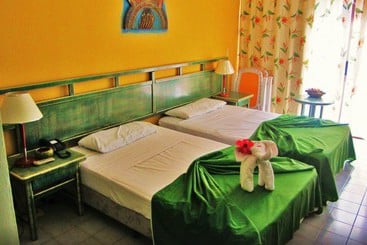 هتل Brisas Santa Lucía