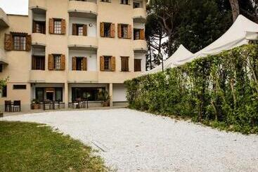 호텔 La Tavernetta Dei Ronchi