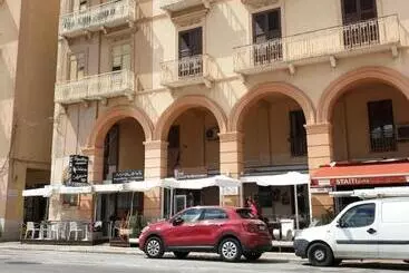 تختخواب و صبحانه Beb Al Porto Da Joseph