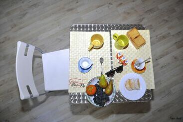 Bed and Breakfast Bed And Fly