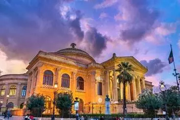 تختخواب و صبحانه Bonorum