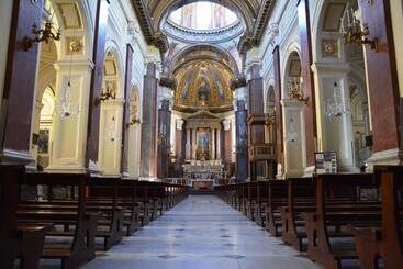 مبيت وإفطار Le Stanze Della Regina