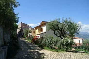 Pensionat Dianum Villa Degli Ulivi