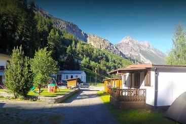 Camping Hotel La Pineta