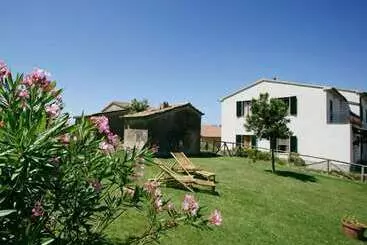 田舎風ホテル Azienda Agricola Parmoleto