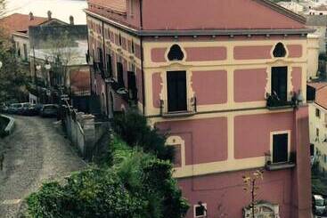 Nocleg ze śniadaniem La Cascata Palazzo Pellegrino