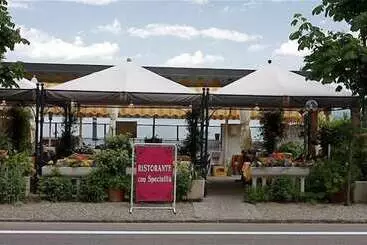 Hotelli Albergo Ristorante La Terrazza